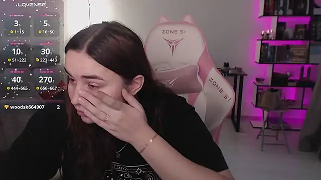 SexyWitch_666's cam snapshot