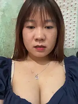 qinejr37's cam snapshot