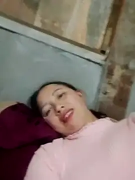 TRIEUTRIEU20's cam snapshot