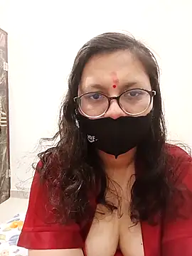 Mahira_sharma01's cam snapshot