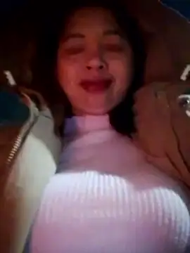 TRIEUTRIEU20's cam snapshot