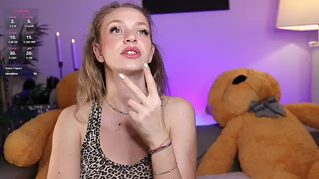 NovaHollisx's cam snapshot