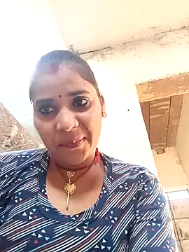 Sabnam_kohli's cam snapshot