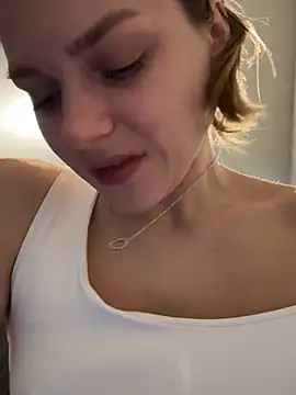 ValenciaShock live sex cam