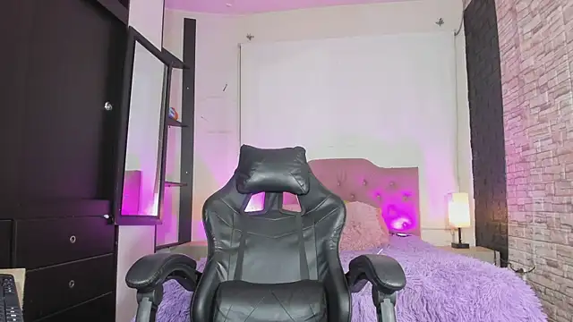 kitty_queen10's cam snapshot