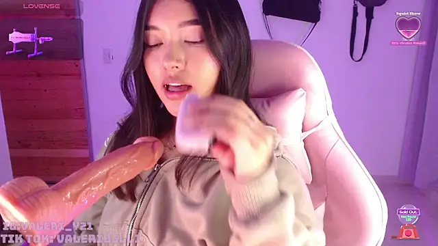 Moonbell_bell's cam snapshot