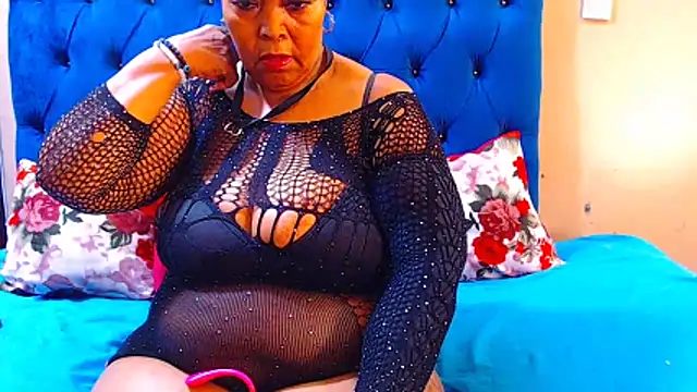 ebonycandy10's cam snapshot