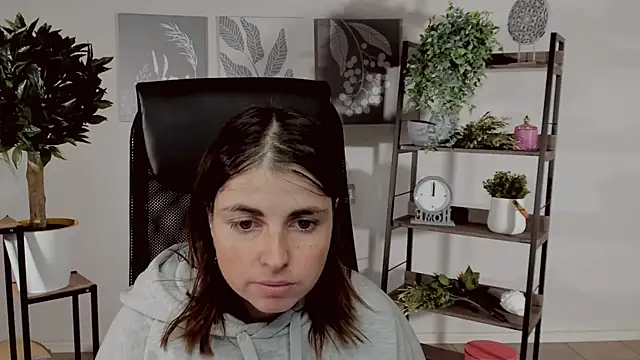 MartaEdams's cam snapshot