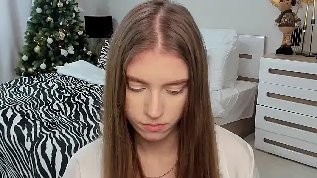 Erica_Kiss's cam snapshot