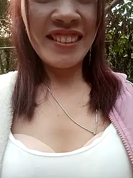 nangmo's cam snapshot