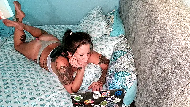 naked_siren's cam snapshot