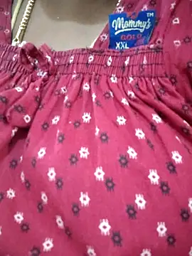 sweetqueen143's cam snapshot