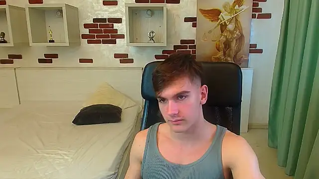 BradyFlint's cam snapshot