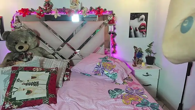 Karly_moon live sex cam