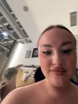 KiraSunshine live sex cam