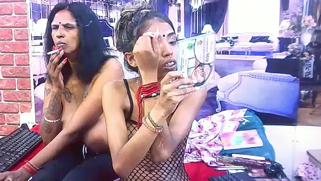 IndianSexySlender's cam snapshot