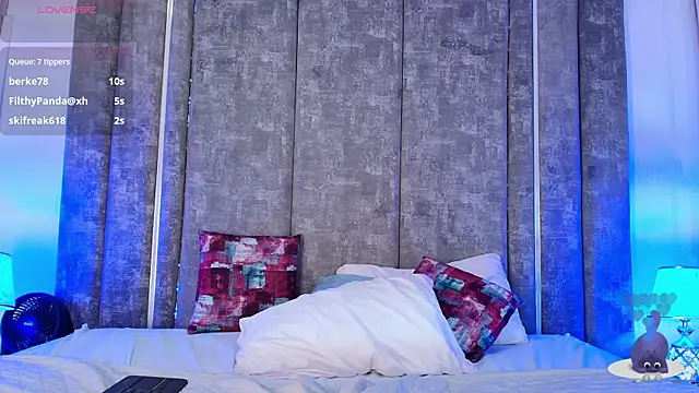 ScarlettSinclairr live sex cam