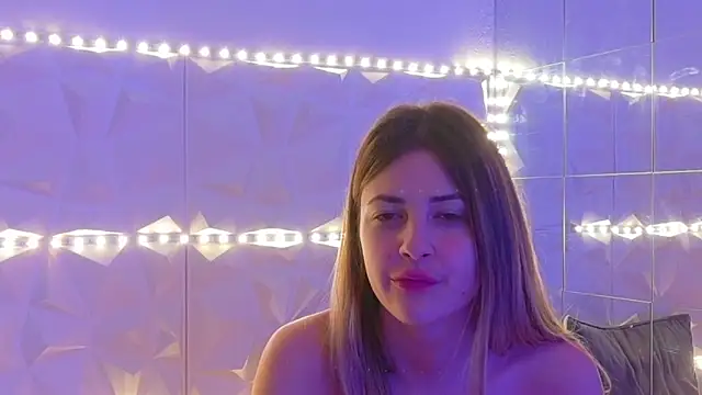 Aishha_'s cam snapshot