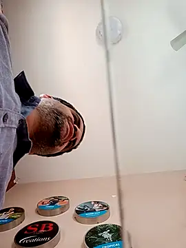 daddy_lip's cam snapshot