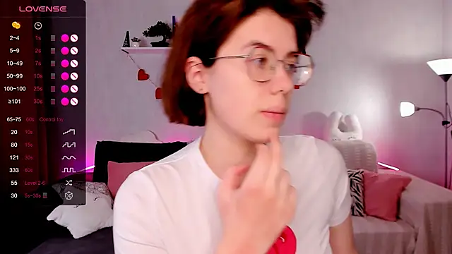 BellaCaress's cam snapshot