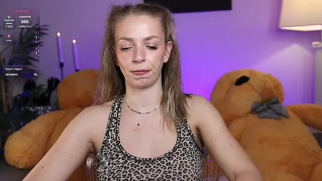 NovaHollisx live sex cam