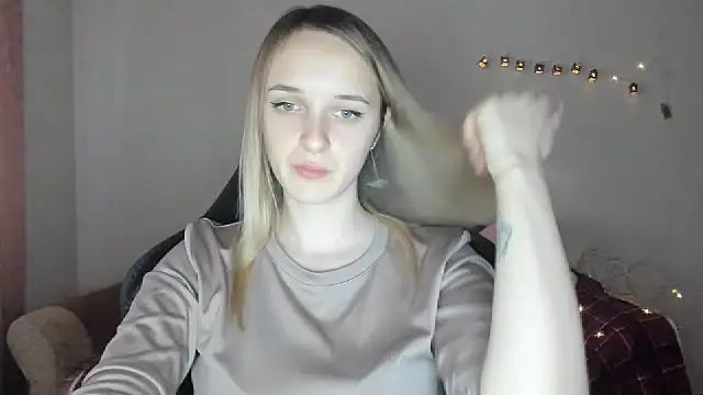 RouseReed's cam snapshot