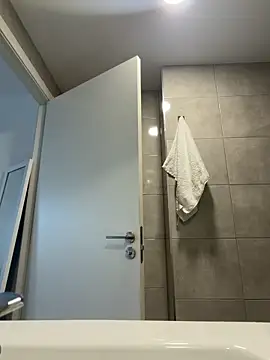 streetdoll live sex cam