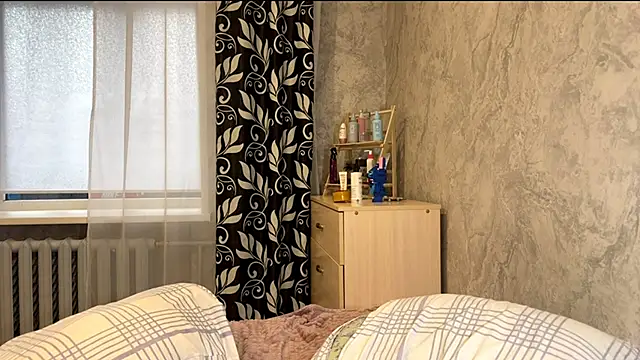 KarrySerrs's cam snapshot