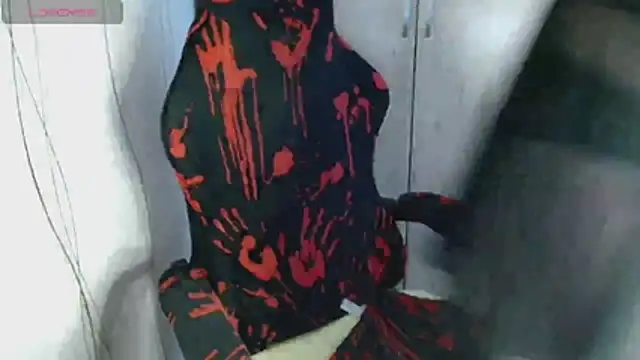 Mari_77777's cam snapshot