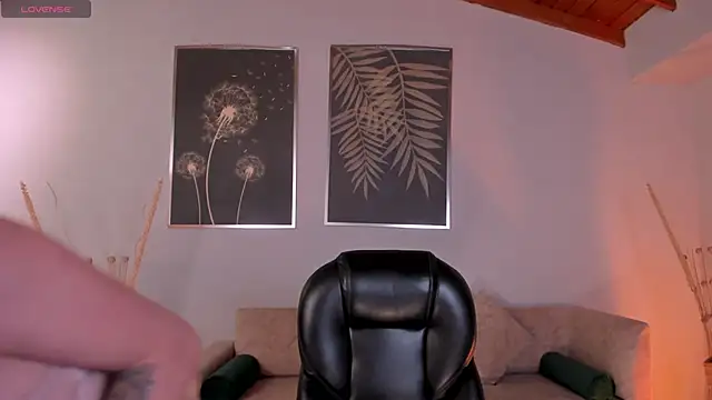 ValeriaRiveraX's cam snapshot