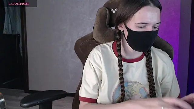 ZlatoslavaLo's cam snapshot