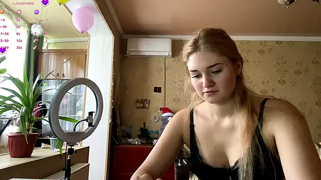 Malley_Saunds's cam snapshot