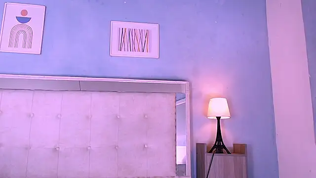 Emily_Castillo_1's cam snapshot