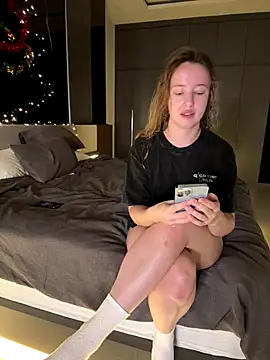 Nura_n_Sarah's cam snapshot