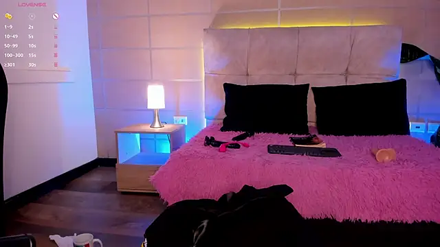 _michonne_'s cam snapshot