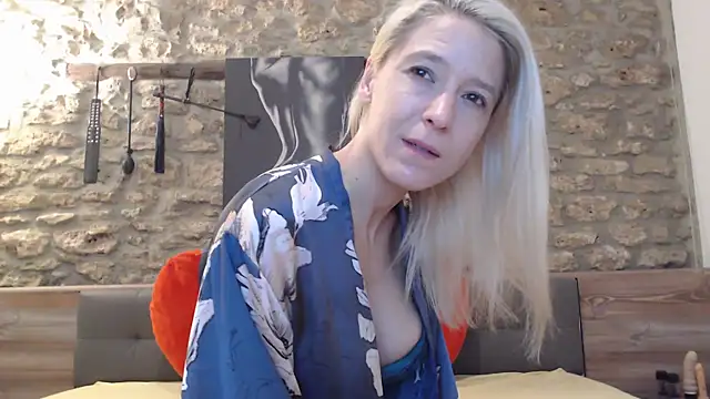 Naschkatze01 live sex cam
