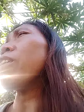 bella-la's cam snapshot