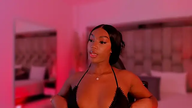 ChaynnaCooper's cam snapshot