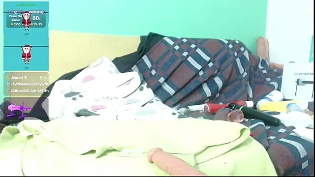 avaleri_cherry's cam snapshot