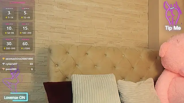 sarah_aadams_'s cam snapshot