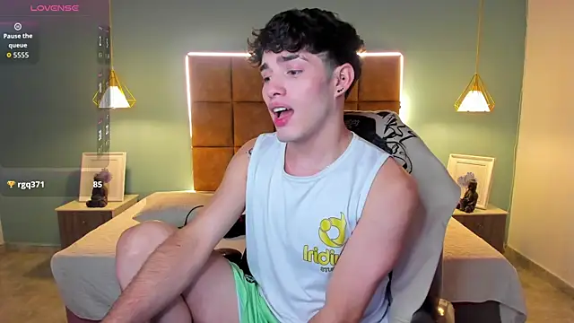 AlejooTwink live sex cam