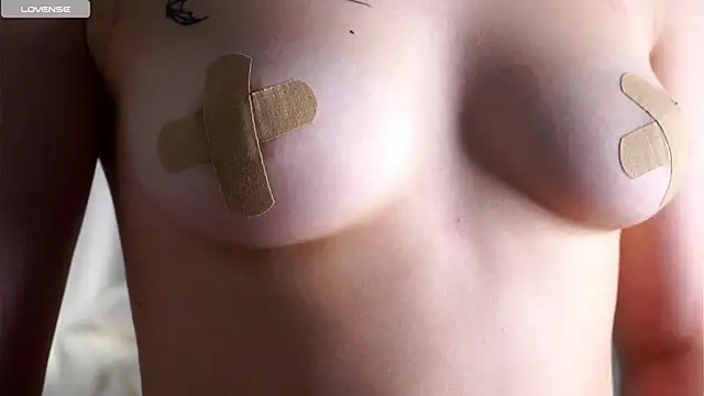 MelaniSeiver's cam snapshot