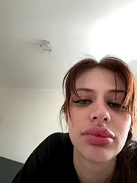 Daria_Promisess's cam snapshot