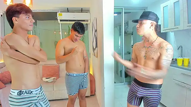 Houseofwarrios's cam snapshot