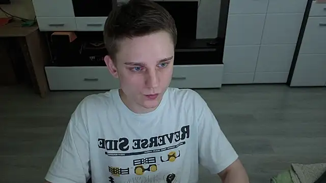 angryzan's cam snapshot