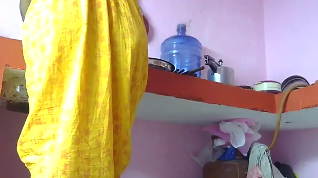 Pooja-suman's cam snapshot