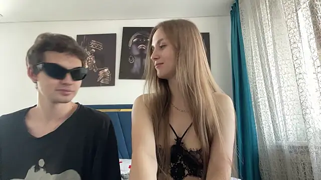 merycouple's cam snapshot