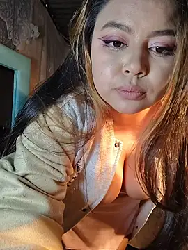 EliaStone05's cam snapshot