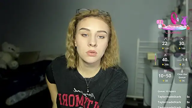 KindKristy's cam snapshot