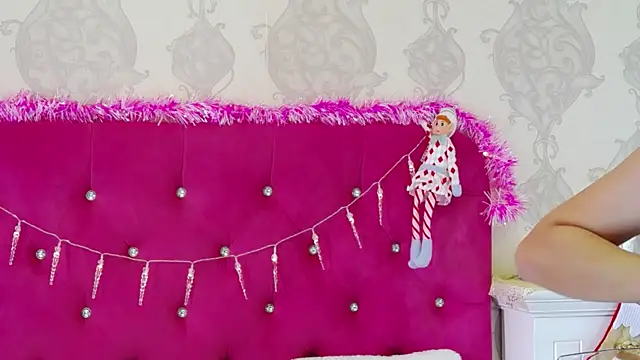 AlexisDevine's cam snapshot